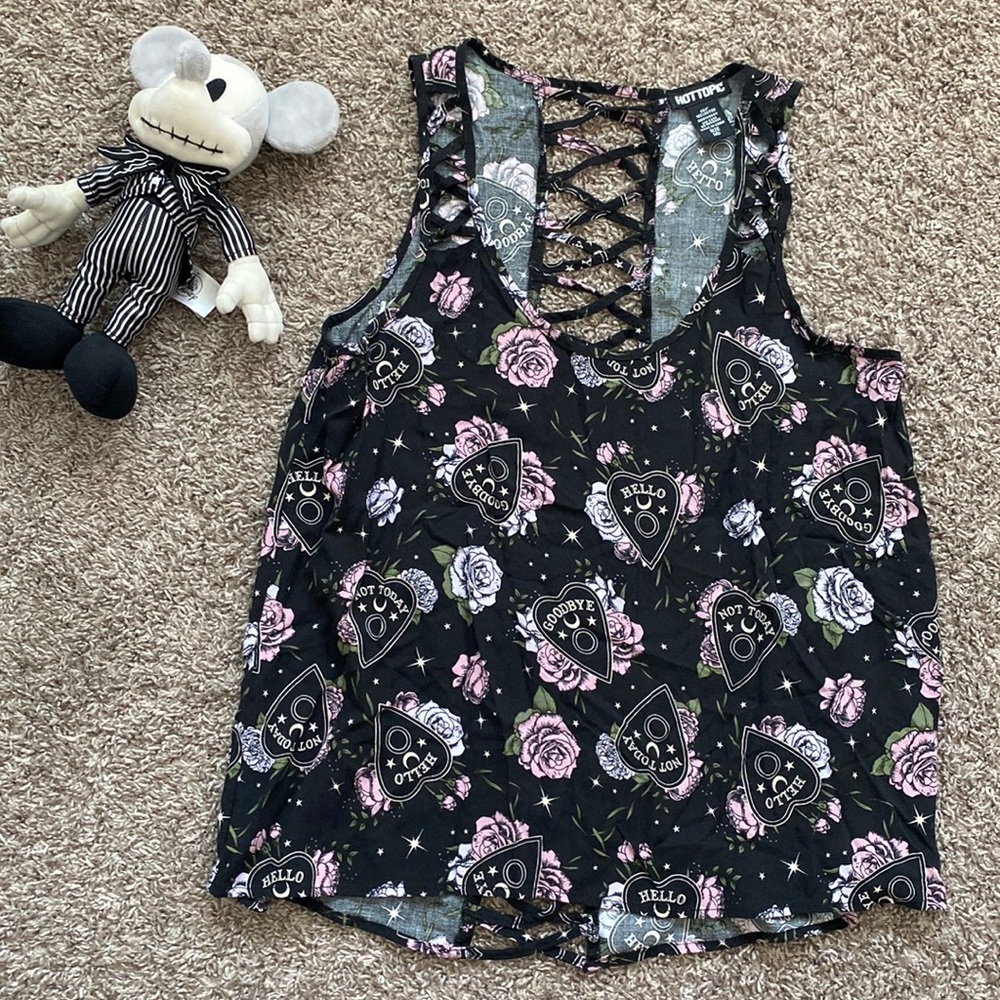 Ouija tee with flowers 🌺 good material for summer hot topic M (2021)